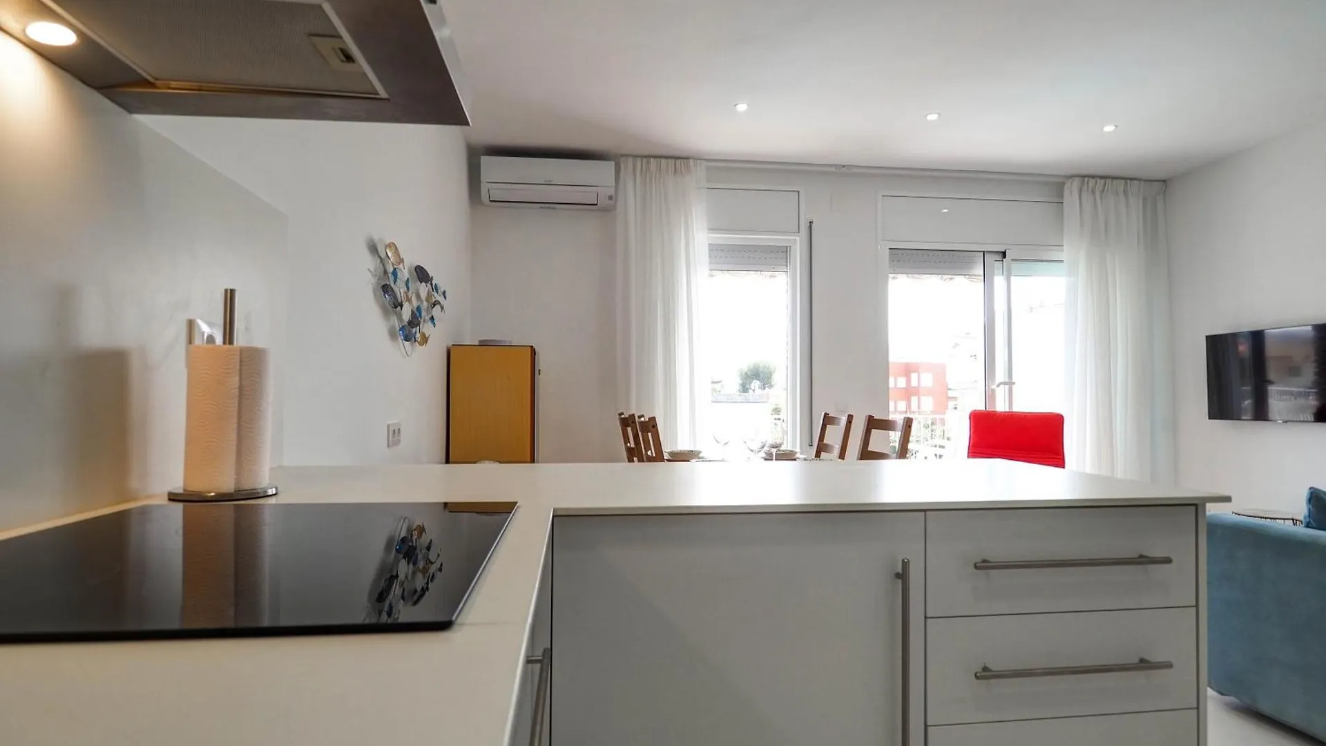 Sitges With Pool Near Beach By Hello Homes Sitges 0*,  Španělsko