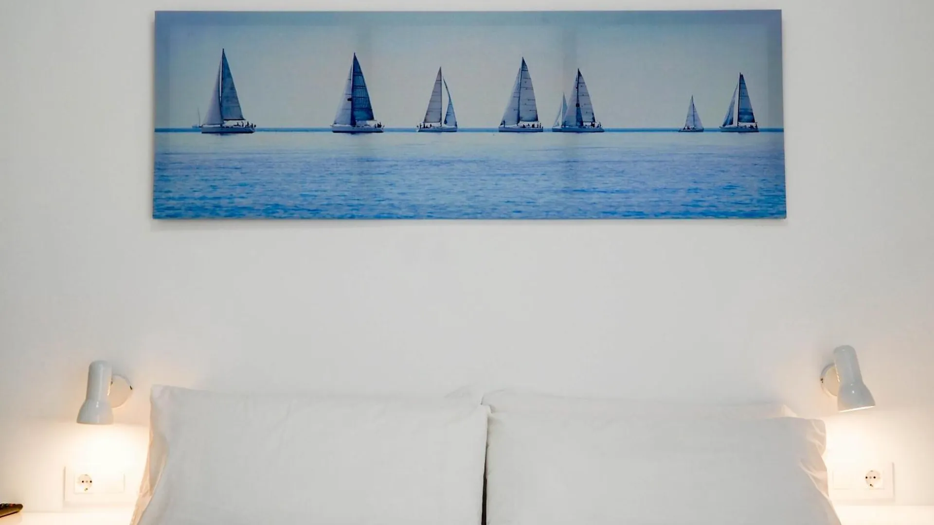 Sitges With Pool Near Beach By Hello Homes سيدجيس 0*,  إسبانيا